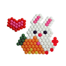 Кролик с любимой морковкой